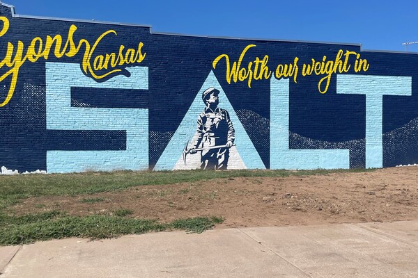 Lyon's New Salt & Art Mural Completed